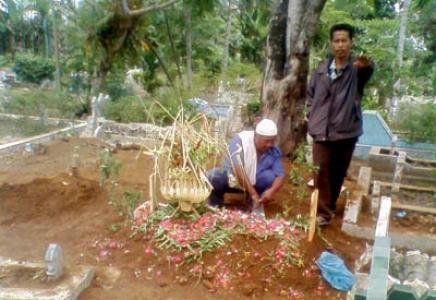Kuburan Perawan di Patumbak Dibongkar